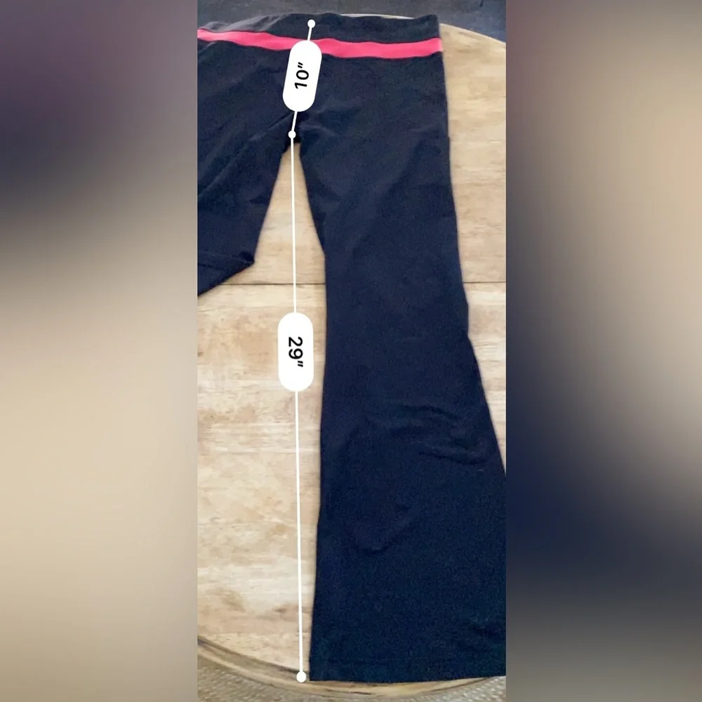 Lululemon Women’s Sz 12 Groove‎ Pant in Black/Bloom Juice